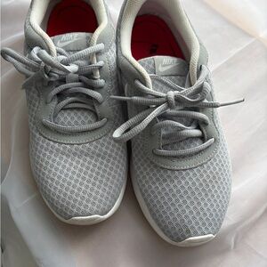 Nike Light Gray Mesh Athletic Sneakers with Red Insoles